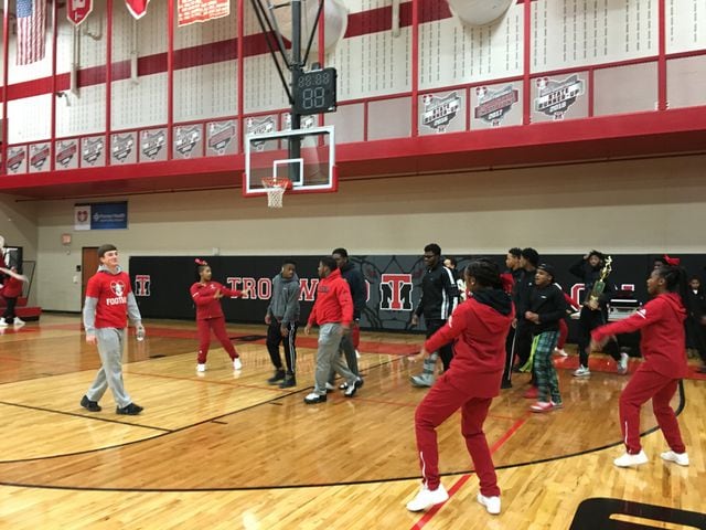 PHOTOS: Trotwood parents and fans welcome home football state champs at victory celebration
