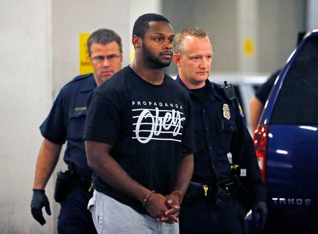 Arizona Cardinals RB Jonathan Dwyer arrested on domestic-violence charges in September