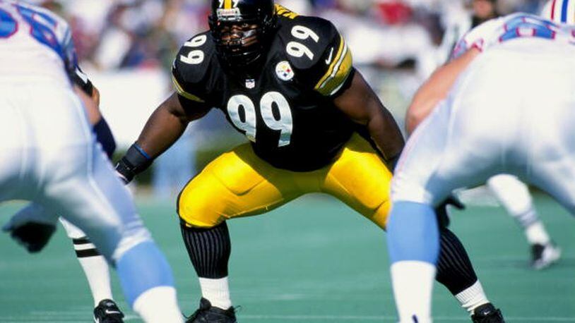 15 Nov 1998: Levon Kirkland #99 of the Pittsburgh Steelers looks to block during the game against the Tennessee Oilers at Vanderbilt Stadium in Nashville, Tennessee. The Oilers defeated the Steelers 16-14.