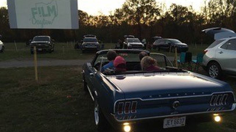 Premiere of "9 To 5" at the Dixie Twin Drive-In.