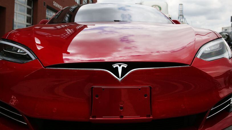 Tesla model S (Photo by Spencer Platt/Getty Images)