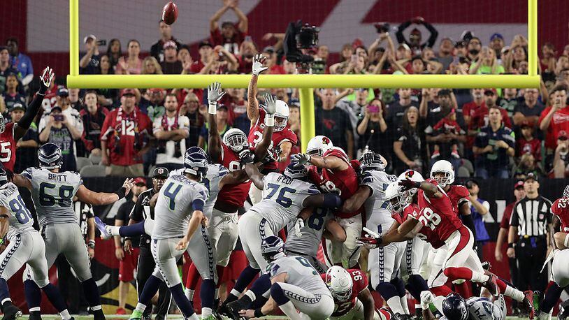 GLENDALE, AZ - OCTOBER 23: Kicker Stephen Hauschka #4 of the Seattle Seahawks misses a field goal in overtime as the Arizona Cardinals attempt to block during the NFL game at the University of Phoenix Stadium on October 23, 2016 in Glendale, Arizona. The Cardinals and Seahawks tied 6-6. (Photo by Christian Petersen/Getty Images)