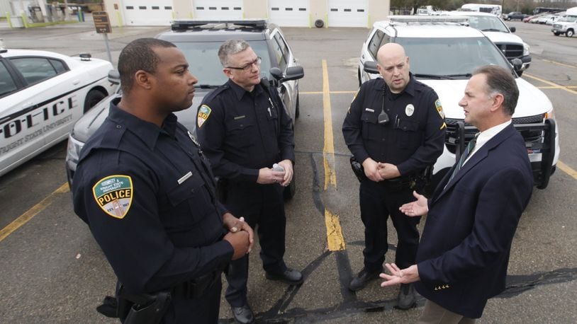 David A. Finnie, right, Wright State University police chief, said the first job at an active violence scene is to stop the threat. Finnie called in more officers Monday as a precaution after an attack at Ohio State University. CHRIS STEWART / STAFF