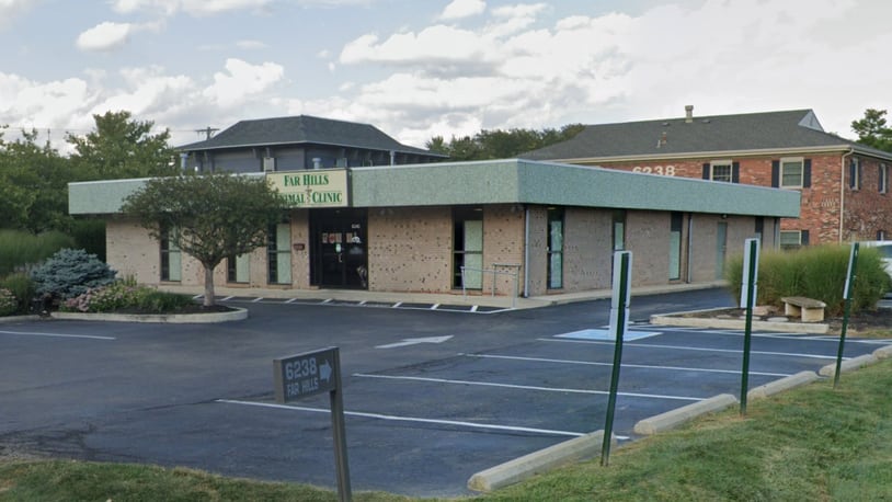 The former site of Far Hills Animal Clinic at 6240 Far Hills Ave. and a vacant office building behind it as 6238 Far Hills Ave. are slated to be razed starting the week of April 21, 2024. A 1,500-square-foot Valvoline Instant Oil Change location is set to replace the two buildings. Photo: Google