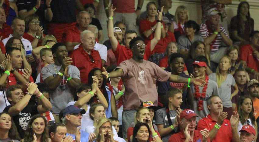 Dayton Flyers: Anthony Grant’s family among loudest fans in Maui