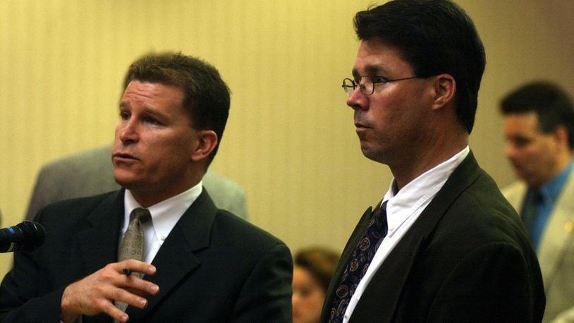 John Meehan, right, a nurse anesthetist accused of stealing drugs from hospitals in four states, appears with his attorney before Judge Patricia Oney in 2002. GREG LYNCH/JOURNAL-NEWS