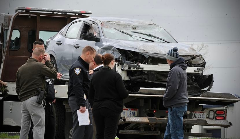 PHOTOS: I-75 crash under investigation