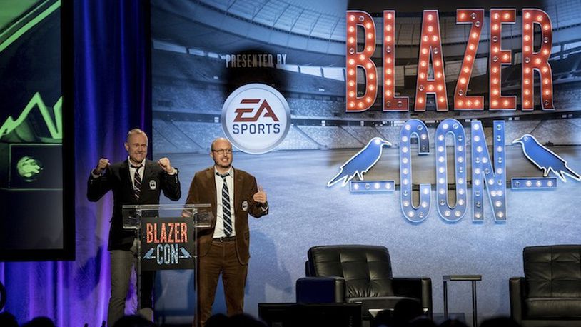 Roger Bennett, right, and Michael Davies, the Men in Blazers duo, at the first BlazerCon in New York, Nov. 13, 2015. BlazerCon was equal parts academic conference and cultural happening, a place for soccer fans to mingle, but also a kind of informal trade show for international leagues and club executives to pitch themselves to the sport’s growing American fan base. (Andrew Renneisen/The New York Times)