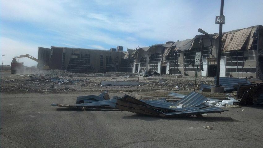 Cross Pointe Showcase Cinemas being demolished