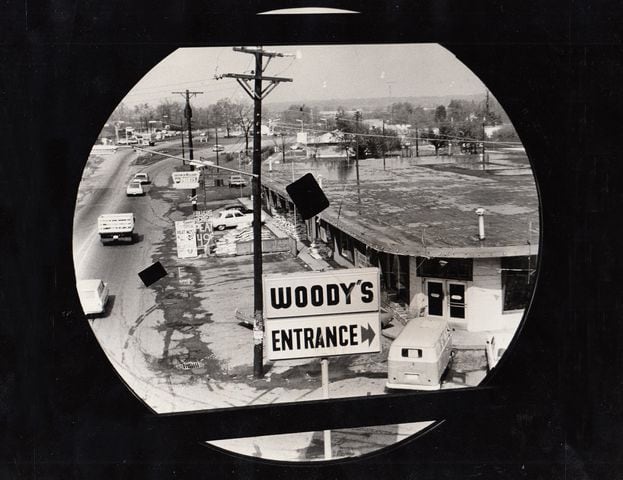 Woody's Market