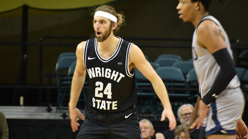 Tim Finke (left) scored 18 points in Wright State's loss to Robert Morris at the Nutter Center on Dec. 1, 2022. Wright State Athletics photo