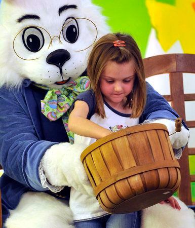 Easter Bunny visits mall
