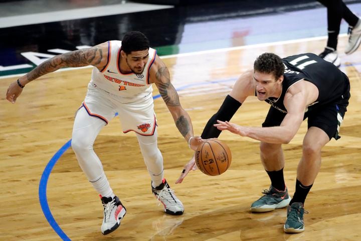 Knicks Bucks Basketball