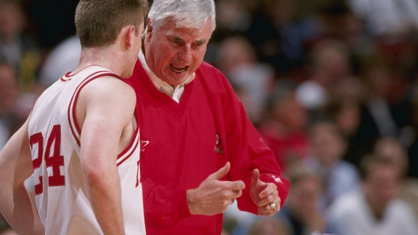 5 Mar 1998:  Coach Bobby Knight of the Indiana Hoosiers talks to his guard Michael Lewis during a Big 10 Tournament game against the Ohio State Buckeyes at the United Center in Chicago, Illinois.  Indiana defeated Ohio State 78-71. Mandatory Credit: Jonat