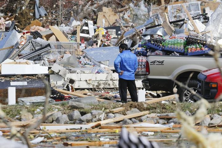 PHOTOS: Deadly tornadoes slam into Nashville, central Tennessee