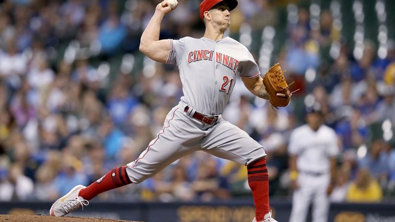 MILWAUKEE, WI - SEPTEMBER 18:  Michael Lorenzen #21 of the Cincinnati Reds pitches in the second inning against the Milwaukee Brewer sat Miller Park on September 18, 2018 in Milwaukee, Wisconsin.  (Photo by Dylan Buell/Getty Images)
