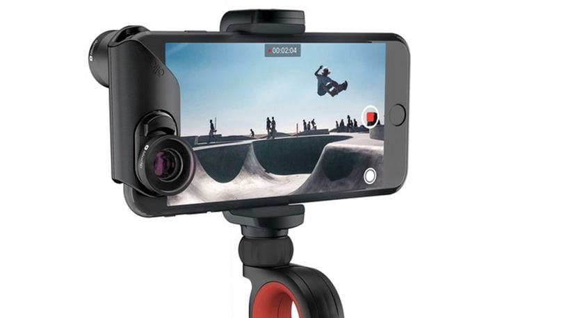 The limited edition olloclip Filmer’s Kit for iPhone (iPhone 8/7 or 8 Plus/7 Plus) includes a pivot articulating mobile video grip with 225-degree articulation. (olloclip)
