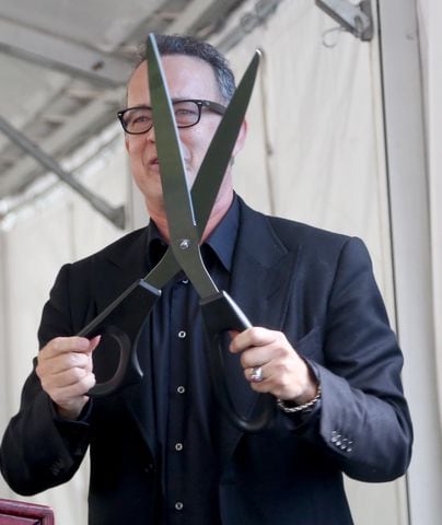 Tom Hanks cuts ribbon at Wright State University