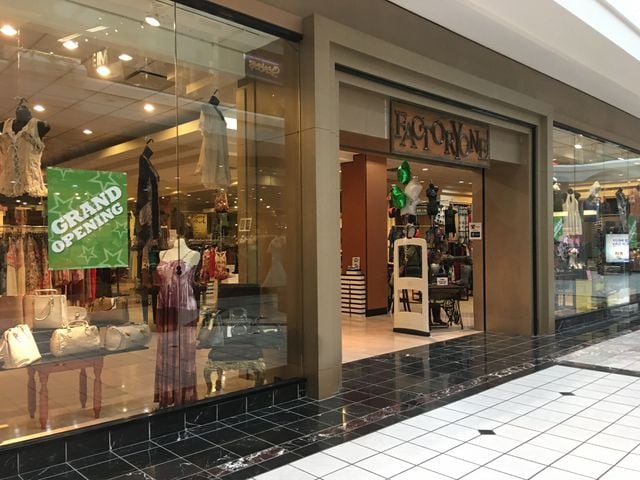 New women's clothing retailer opens at Mall at Fairfield Commons