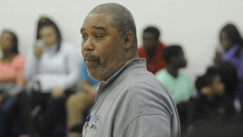 Pete Pullen has resigned as Dunbar’s athletic director but will remain the Wolverines’ boys basketball coach. MARC PENDLETON / STAFF