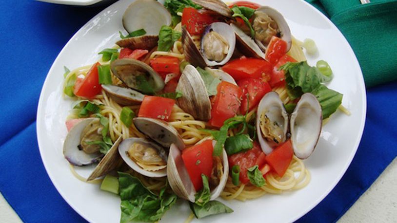 Spaghettini with clams and herb sauce. (Linda Gassenheimer/TNS)