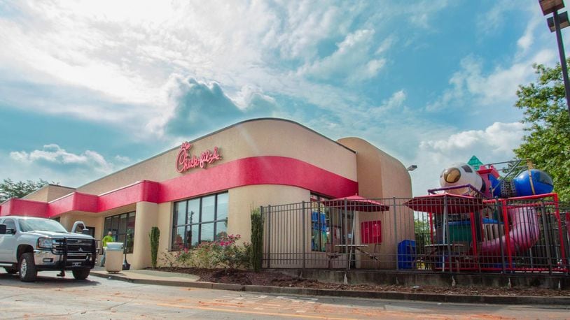 The Atlanta Braves will be sending  Chick-fil-A meals to the Philadelphia Phillies.