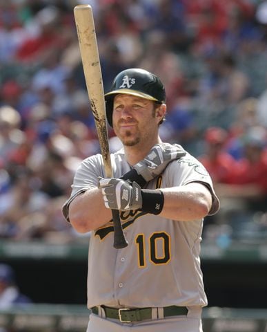A's head to AL wild card game with win over Rangers