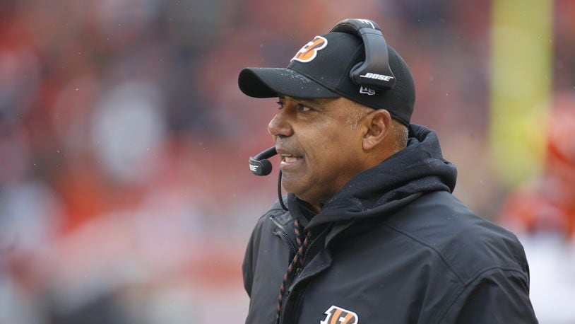 Bengals head coach Marvin Lewis looks on against the  Browns at Cleveland Browns Stadium on December 11, 2016. He stepped away from the team Tuesday to deal with a minor health issue believed to be related to a leg or legs.