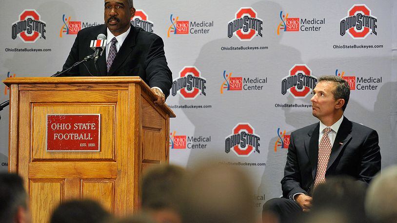 COLUMBUS, OH - NOVEMBER 28: Athletics Director Gene Smith of The Ohio State University introduces Urban Meyer as the 24th head coach in Ohio State football history at a press conference on November 28, 2011 in Columbus, Ohio. (Photo by Jamie Sabau/Getty Images)