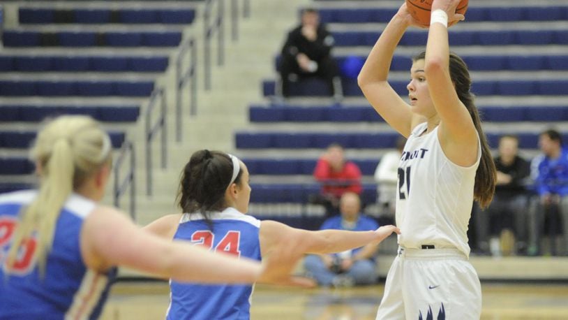 Maddy Westbeld of Fairmont (with ball) scored a game-high 18 points. Carroll defeated host Fairmont 64-60 in double OT in a girls high school basketball game at Trent Arena on Monday, Jan. 28, 2019. MARC PENDLETON / STAFF