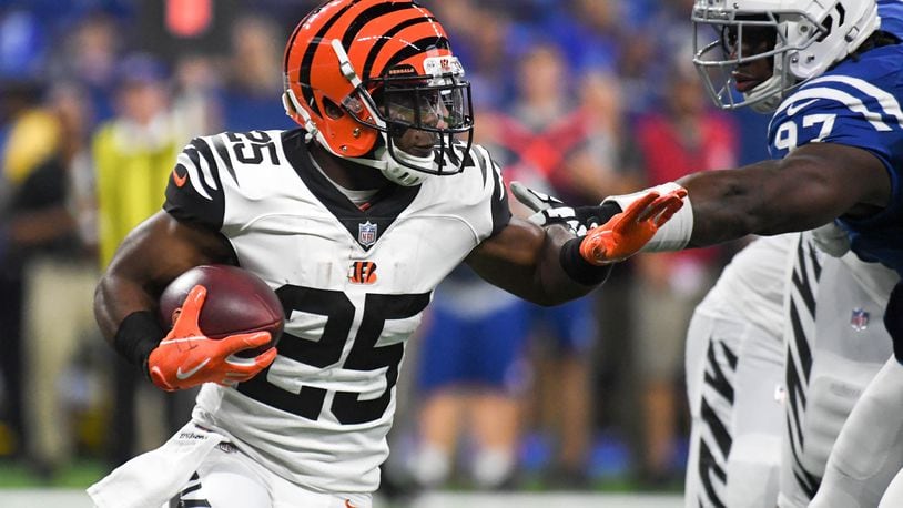 INDIANAPOLIS, IN - SEPTEMBER 09: Giovani Bernard #25 of the Cincinnati Bengals runs the ball in the game against the Indianapolis Colts at Lucas Oil Stadium on September 9, 2018 in Indianapolis, Indiana. (Photo by Bobby Ellis/Getty Images)