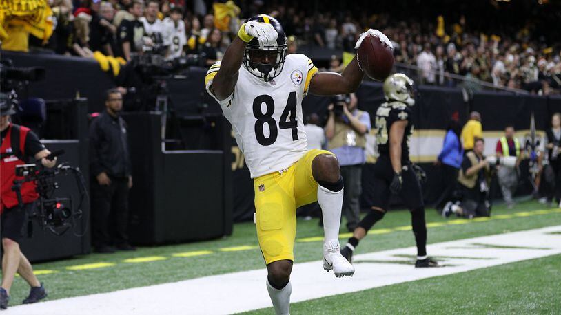 Antonio Brown #84 of the Pittsburgh Steelers reacts after a touchdown against the New Orleans Saints during the second half at the Mercedes-Benz Superdome on December 23, 2018 in New Orleans, Louisiana.