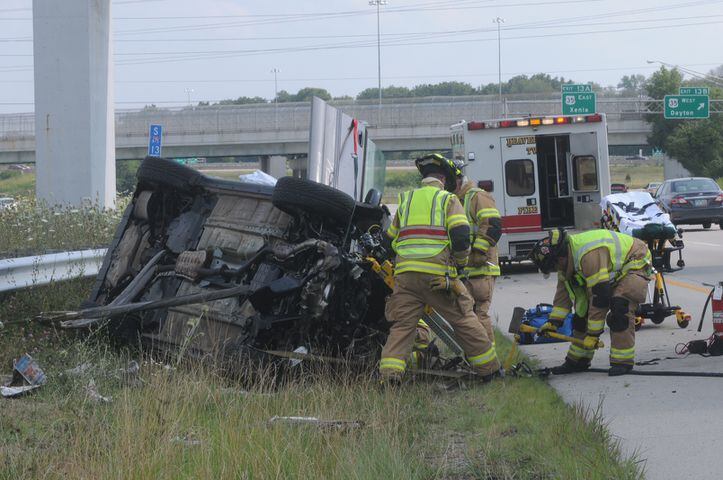 Rollover accident on I-675