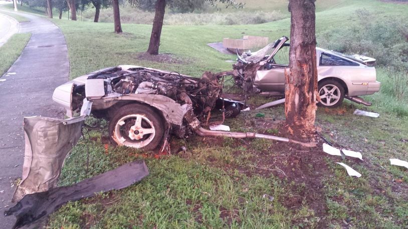 1 seriously injured after crash splits car in half near Paw Paw