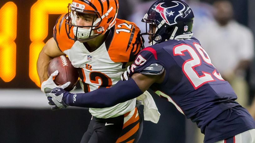 HOUSTON, TX - DECEMBER 24: Houston Texans free safety Andre Hal (29) tackles Cincinnati Bengals wide receiver Alex Erickson (12) during the NFL game between the Cincinnati Bengals and Houston Texans on December 24, 2016, at NRG Stadium in Houston, Texas. (Photo by Leslie Plaza Johnson/Icon Sportswire via Getty Images)