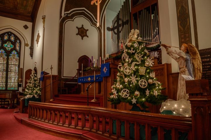 PHOTOS: See Dayton’s gorgeous First Lutheran Church decked out for Christmas