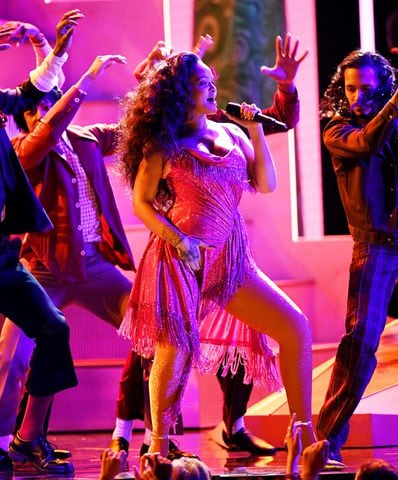 Photos: Rihanna, DJ Khaled, Bryson Tiller perform 'Wild Thoughts' at Grammys
