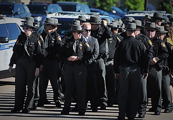 Law-enforcement showing respect for fallen officer