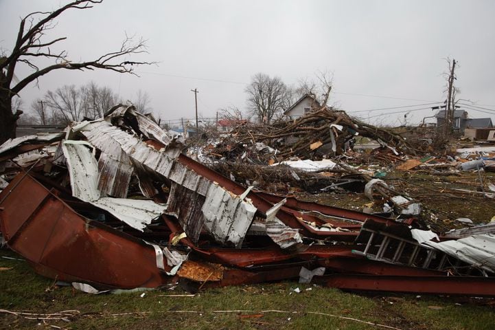Tornado Damage in Lakeview