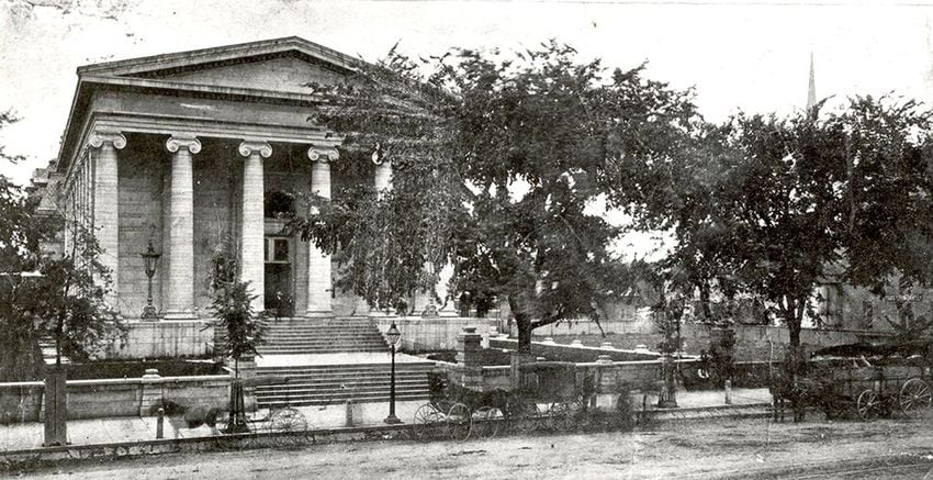 Old Montgomery County Courthouse