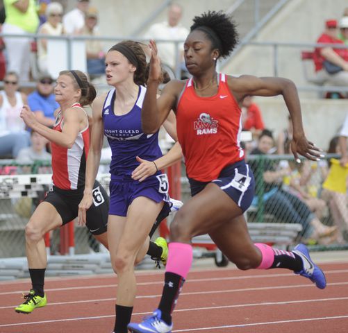 D-III state track at Columbus-DDN