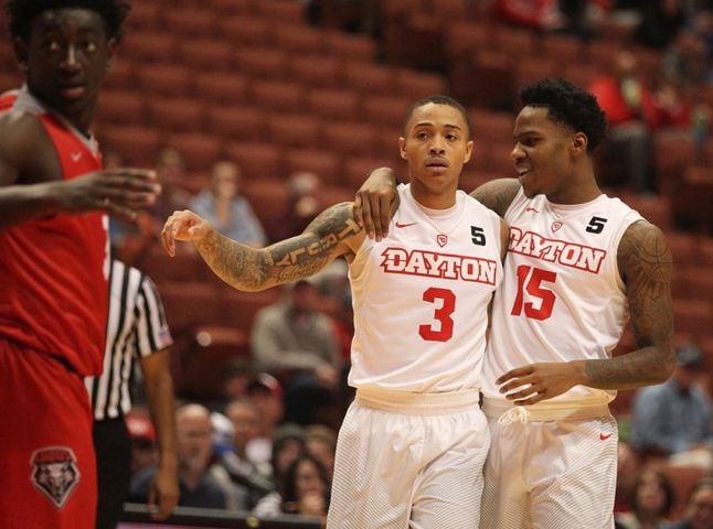 Sophomore class stepping up for Dayton Flyers