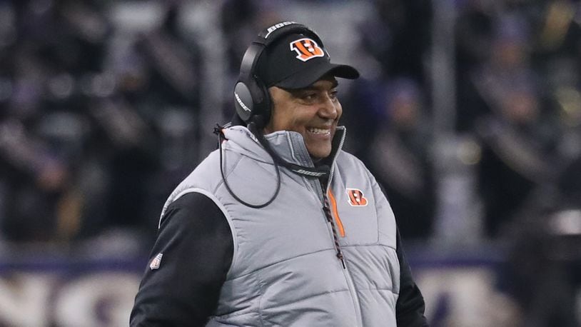 BALTIMORE, MD - DECEMBER 31: Head coach Marvin Lewis of the Cincinnati Bengals celebrates after a touchdown in the fourth quarter against the Baltimore Ravens at M&T Bank Stadium on December 31, 2017 in Baltimore, Maryland. (Photo by Rob Carr/Getty Images)