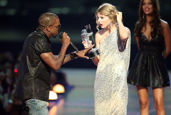 2009: Kanye West Interrupts Taylor Swift