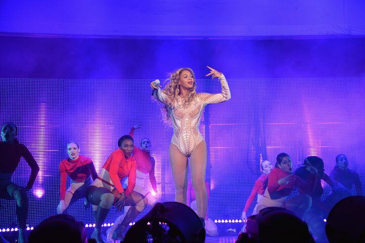 Beyonce rocks Made in America Festival