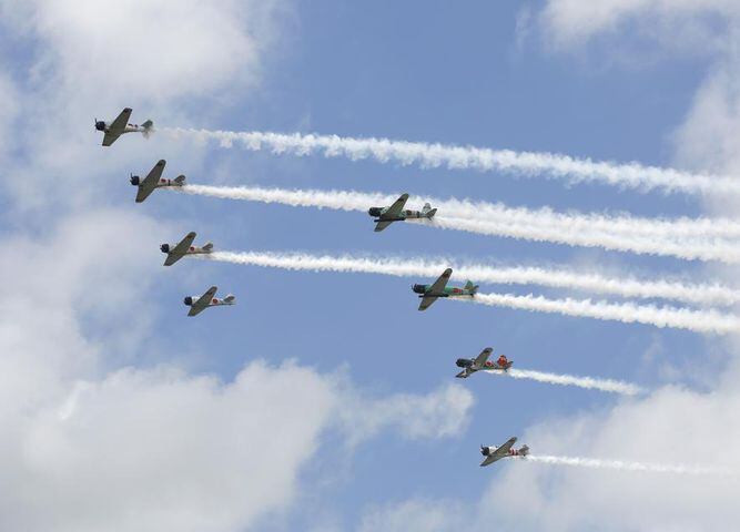 Live updates from the 2018 Vectren Dayton Air Show: Flying acts take to the air