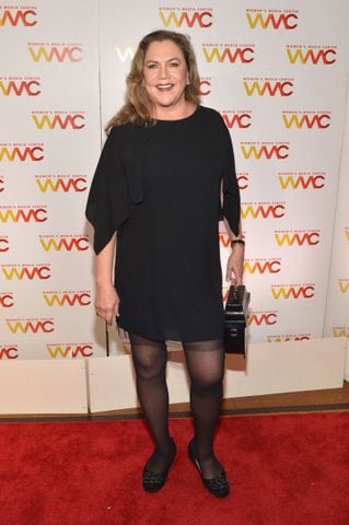 Here is a recent photo of Kathleen Turner