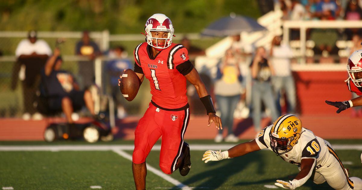 ‘People will follow a leader' -- Trotwood-Madison QB Carpenter embraces that responsibility