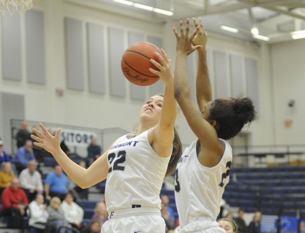 PHOTOS: Carroll at Fairmont girls basketball