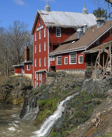 Legendary Clifton Mill focused on serving ‘comfort food’